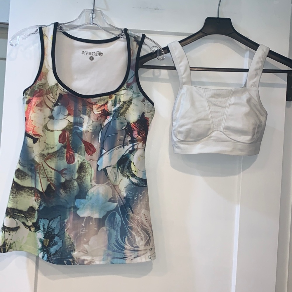 S Avani Tank, M Isis Sports Bra